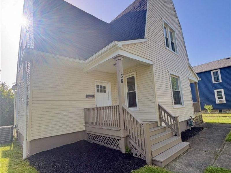 38 Belmont Avenue, Niles, OH 44446 Photo 3