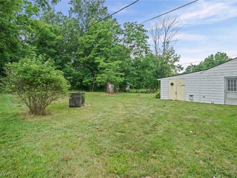 27111 Lynn Drive, Olmsted Township, OH 44138 Photo 23
