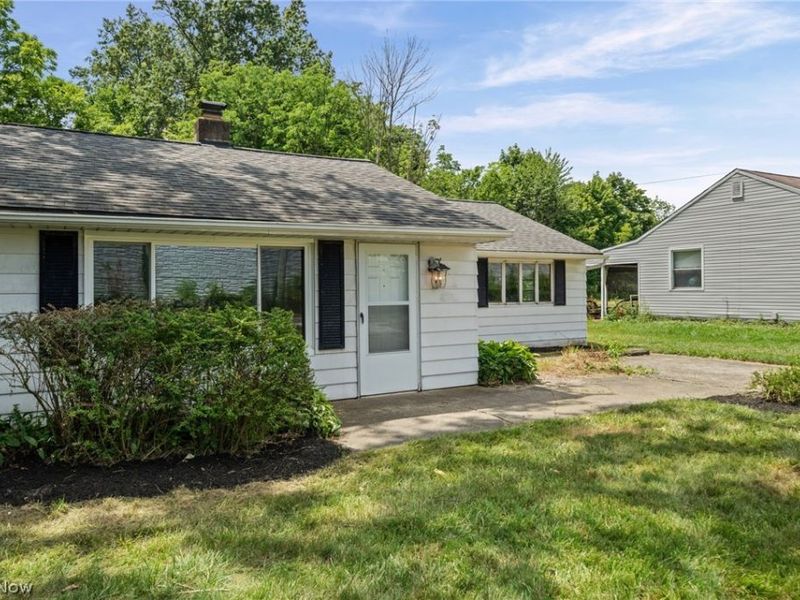 27111 Lynn Drive, Olmsted Township, OH 44138 Photo 31