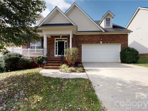 8517 Delamere Lane, Charlotte, NC 28269