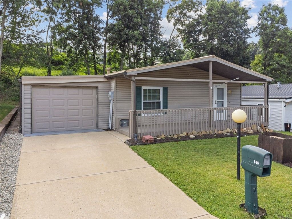 516 Heritage Lane , Murrysville, PA 15668 Main Photo