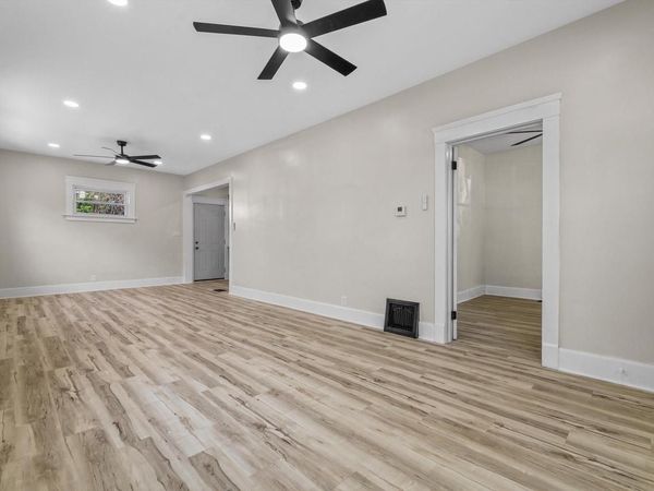 1810 Flett AVENUE, Racine, WI 53403