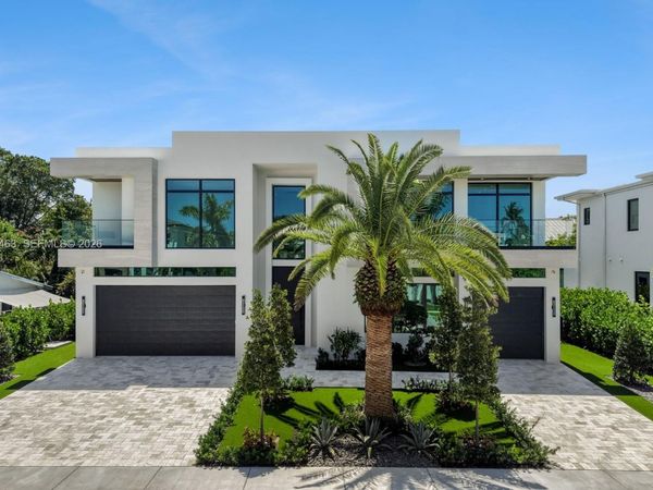 1051 NE 2nd Ter , Boca Raton, FL 33432