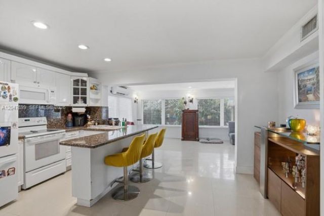 5000 SW 98th Ave Rd , Miami, FL 33165 Photo