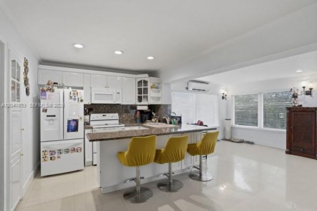 5000 SW 98th Ave Rd , Miami, FL 33165 Photo