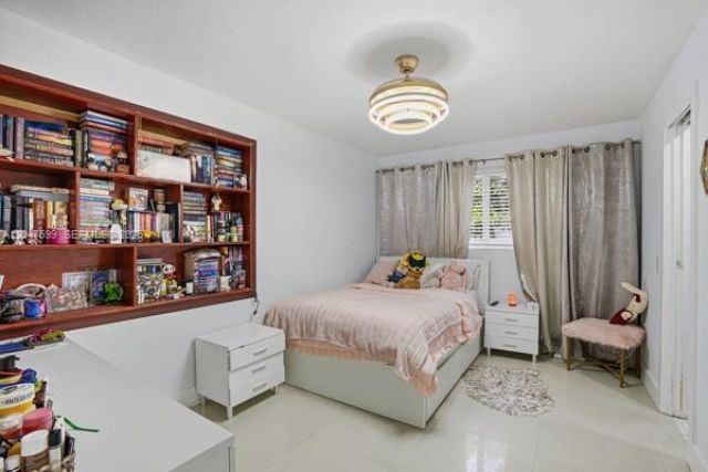 5000 SW 98th Ave Rd , Miami, FL 33165 Photo
