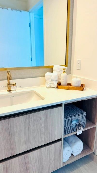 77 NE 5th St, Unit 1715, Miami, FL 33131 Photo