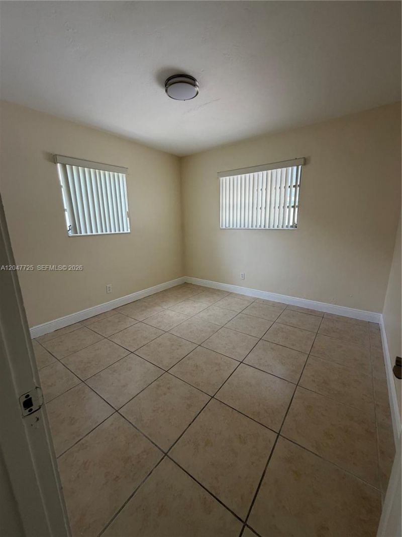 800 NW 76th Ave, Pembroke Pines, FL 33024 Photo