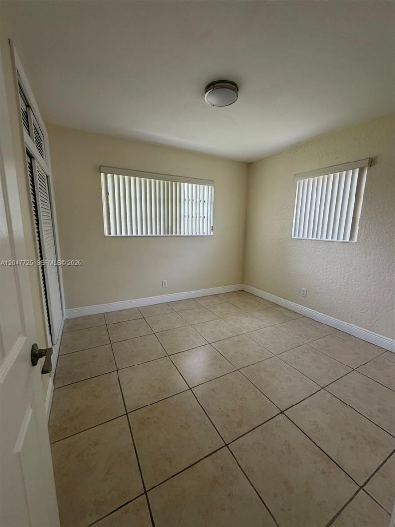 800 NW 76th Ave, Pembroke Pines, FL 33024 Photo
