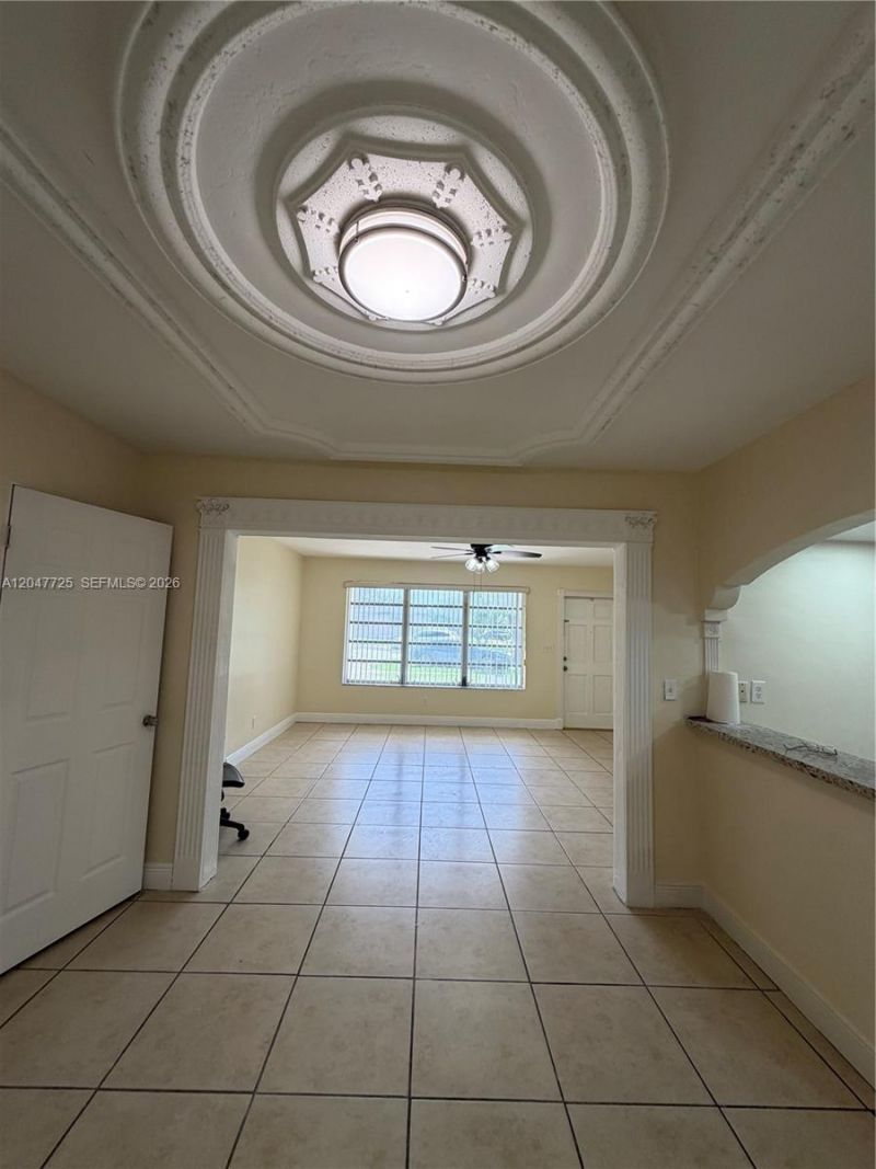 800 NW 76th Ave, Pembroke Pines, FL 33024 Photo