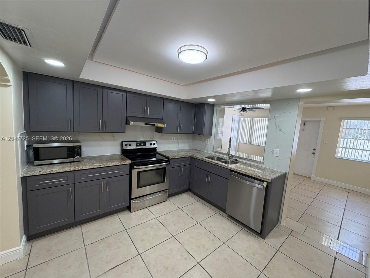 800 NW 76th Ave, Pembroke Pines, FL 33024 Photo