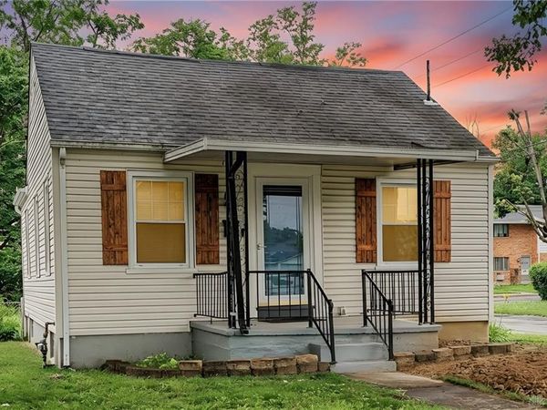 2901 Lansing Drive, Dayton, OH 45420