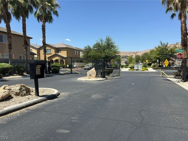 6777 Wormwood Lane , Las Vegas, NV 89148