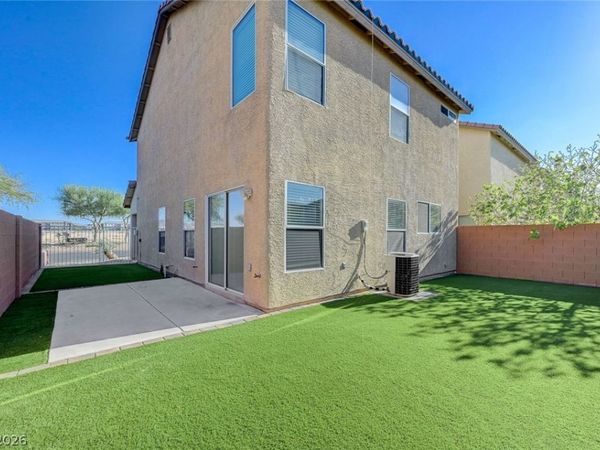 194 Gilliflower Avenue , Las Vegas, NV 89183
