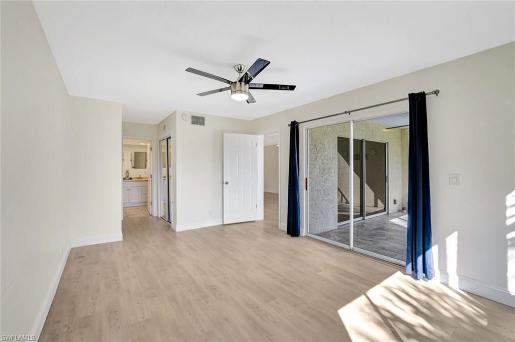 340 Horse Creek Dr , Unit 207, Naples, FL 34110 Photo