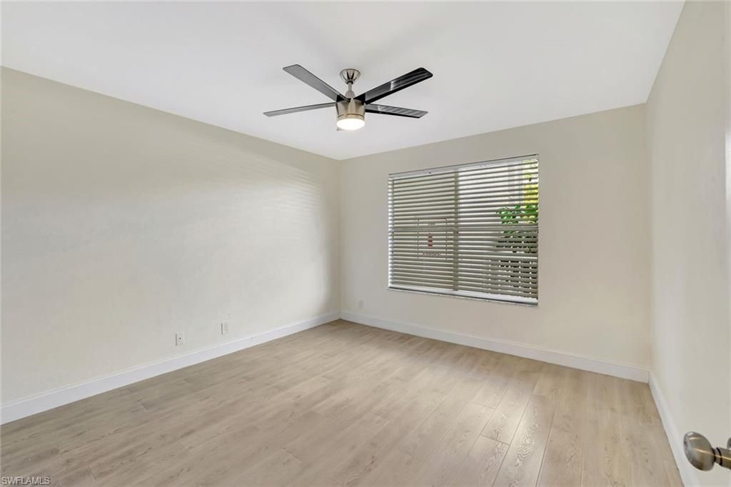 340 Horse Creek Dr , Unit 207, Naples, FL 34110 Photo