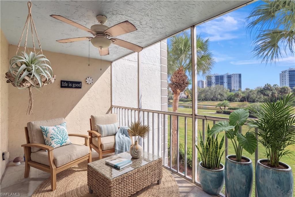 340 Horse Creek Dr , Unit 207, Naples, FL 34110 Photo