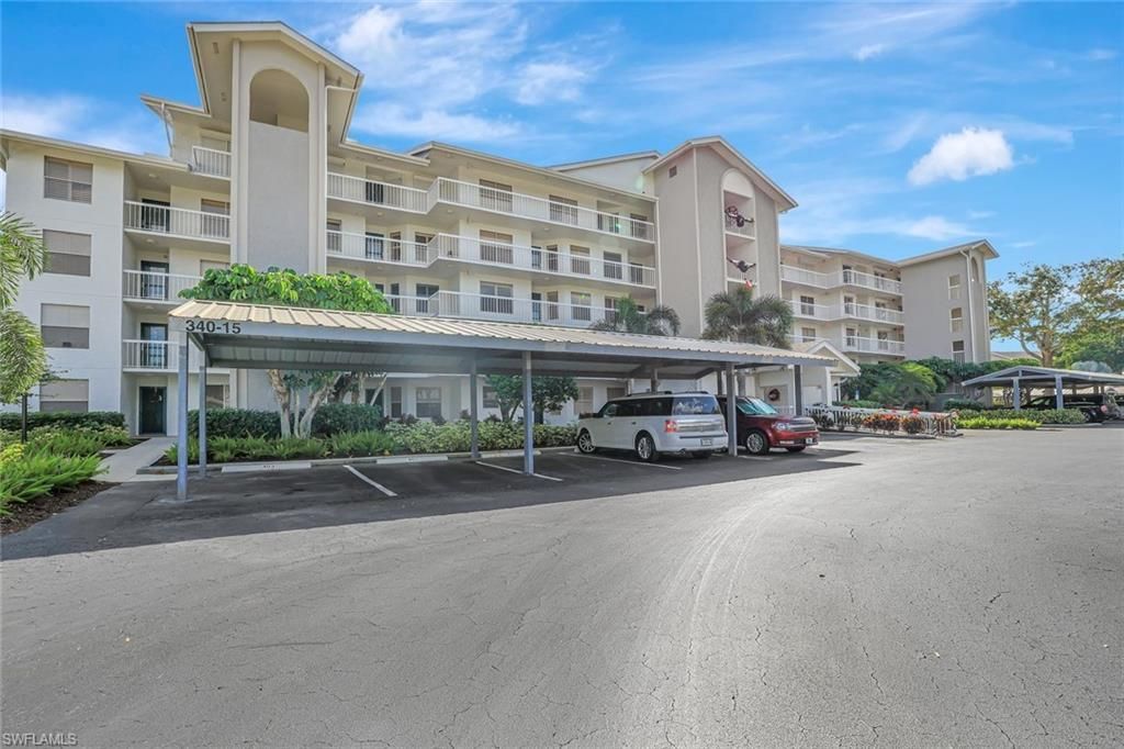 340 Horse Creek Dr , Unit 207, Naples, FL 34110 Photo