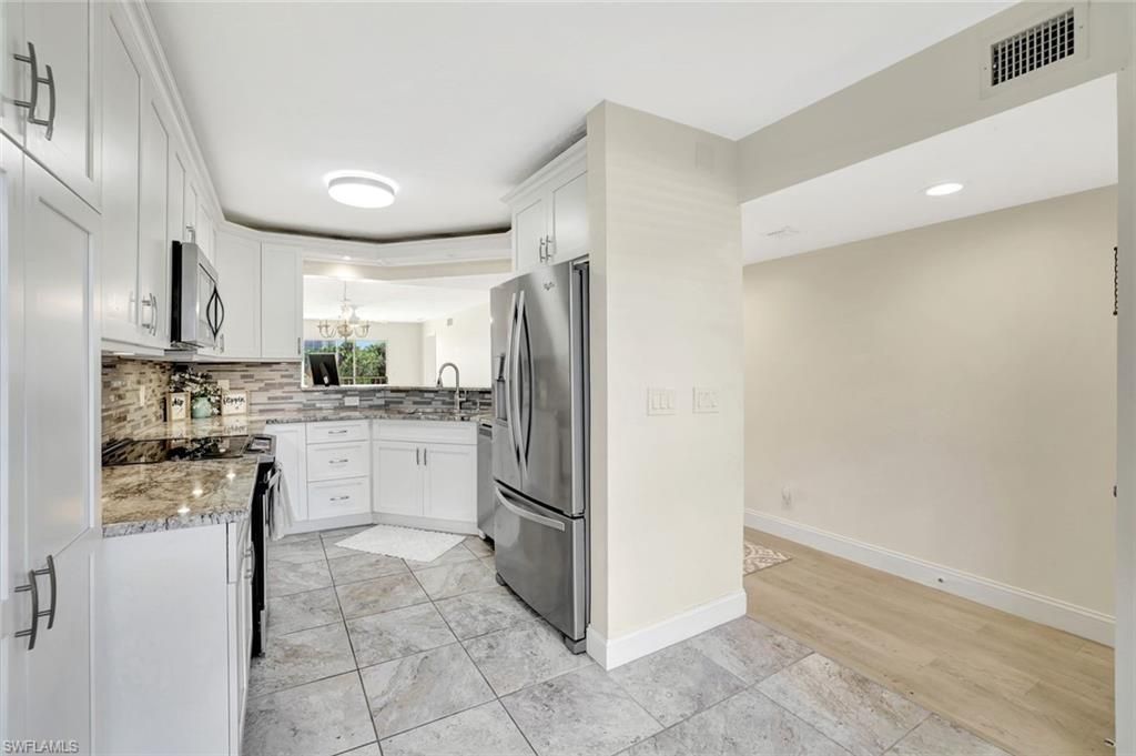 340 Horse Creek Dr , Unit 207, Naples, FL 34110 Photo