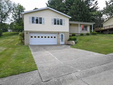 156 Scenery Drive, Morgantown, WV 26505