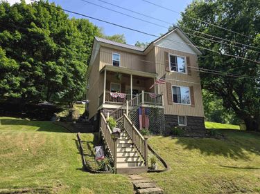 498 Gay Street, Grafton, WV 26354