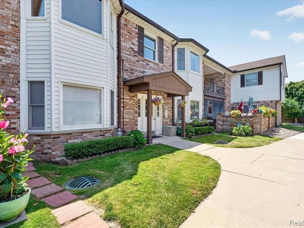 8421 Mathias, Grosse Ile Twp, MI 48138
