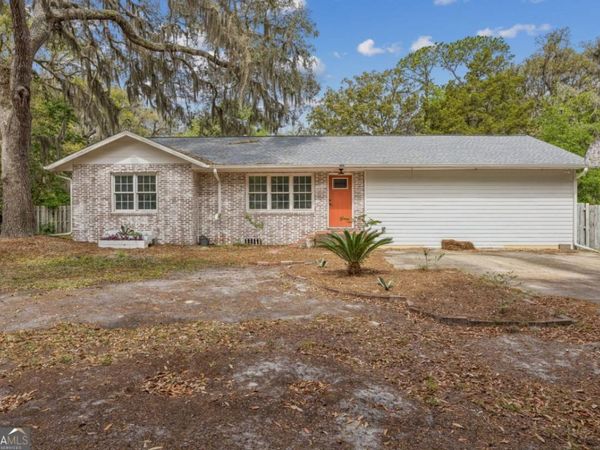 303 Mahan Street, St. Marys, GA 31558