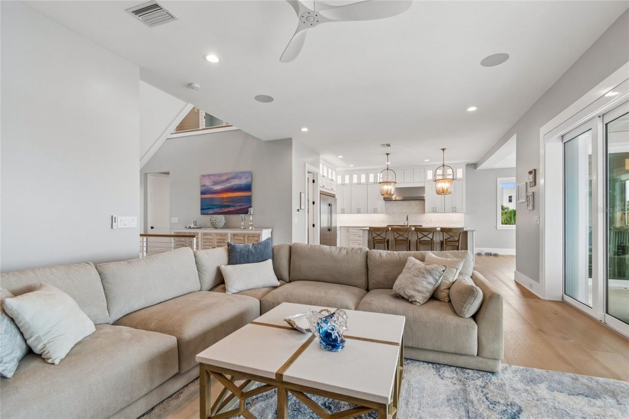 17715 Wall Circle, Redington Shores, FL 33708 Photo