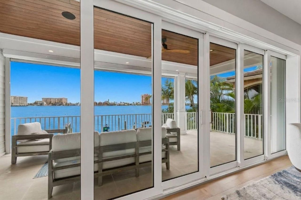 17715 Wall Circle, Redington Shores, FL 33708 Photo