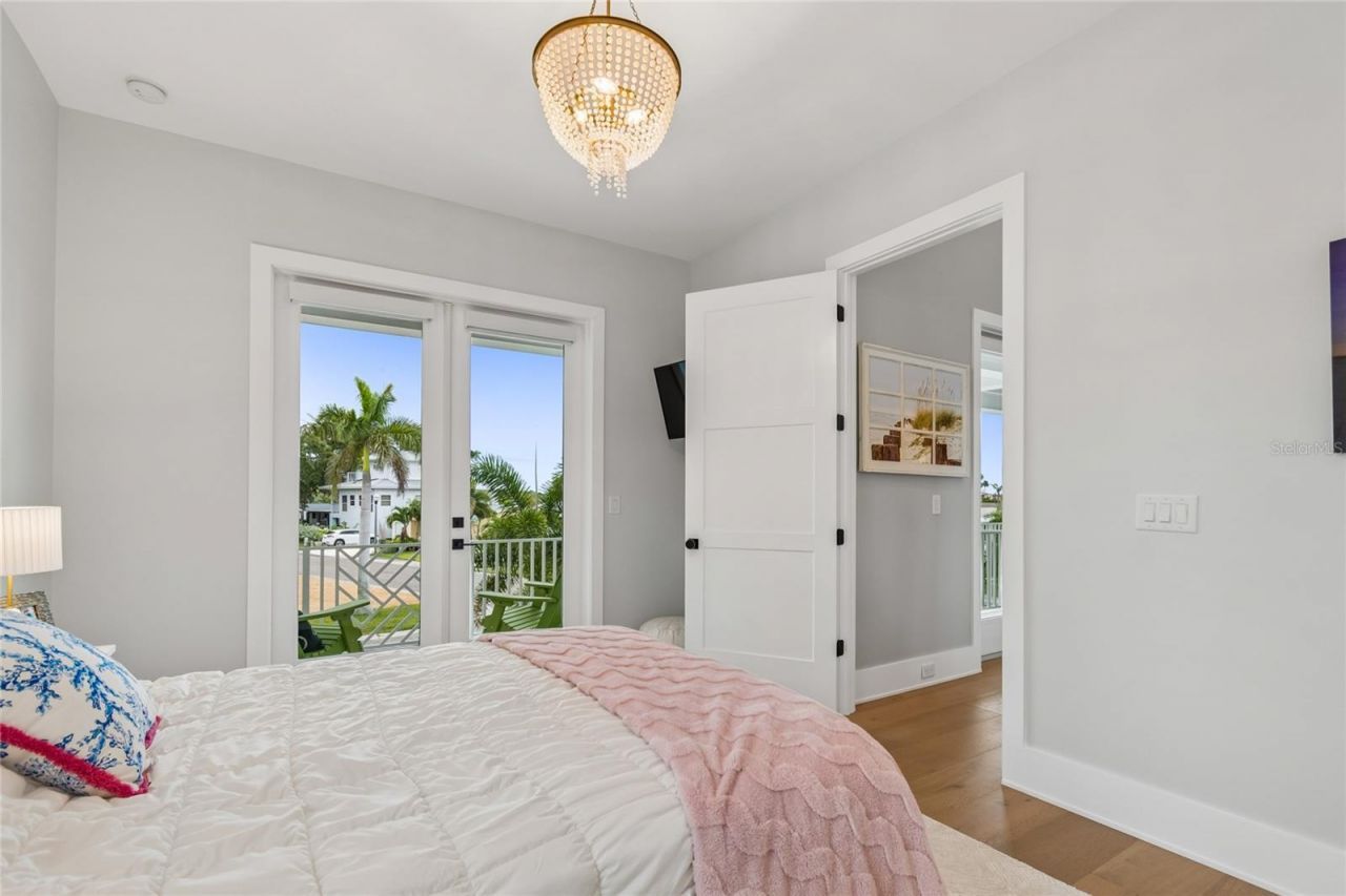 17715 Wall Circle, Redington Shores, FL 33708 Photo