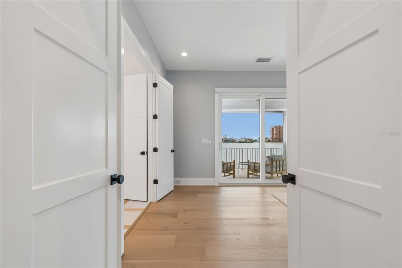 17715 Wall Circle, Redington Shores, FL 33708 Photo