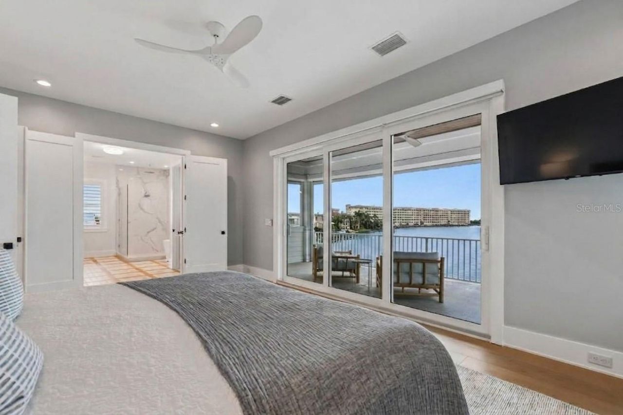 17715 Wall Circle, Redington Shores, FL 33708 Photo