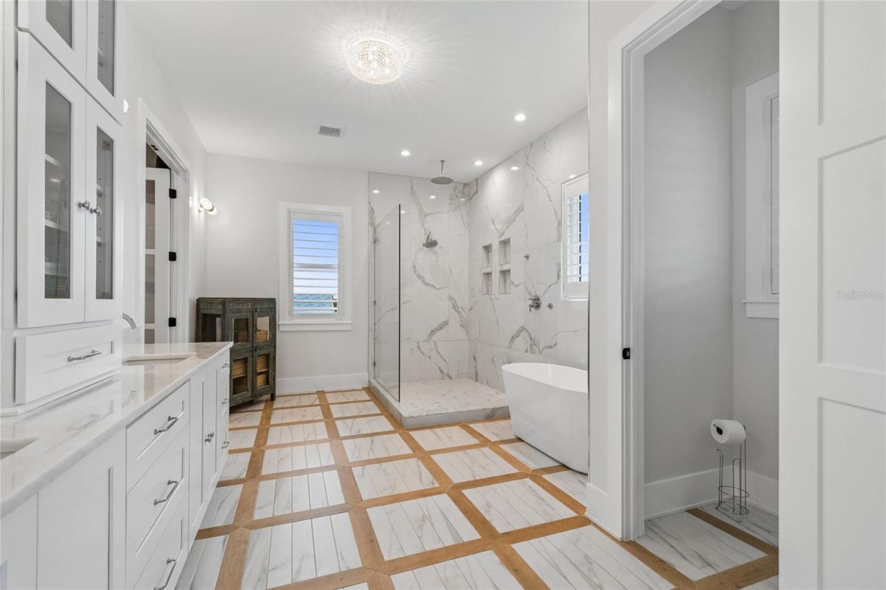 17715 Wall Circle, Redington Shores, FL 33708 Photo