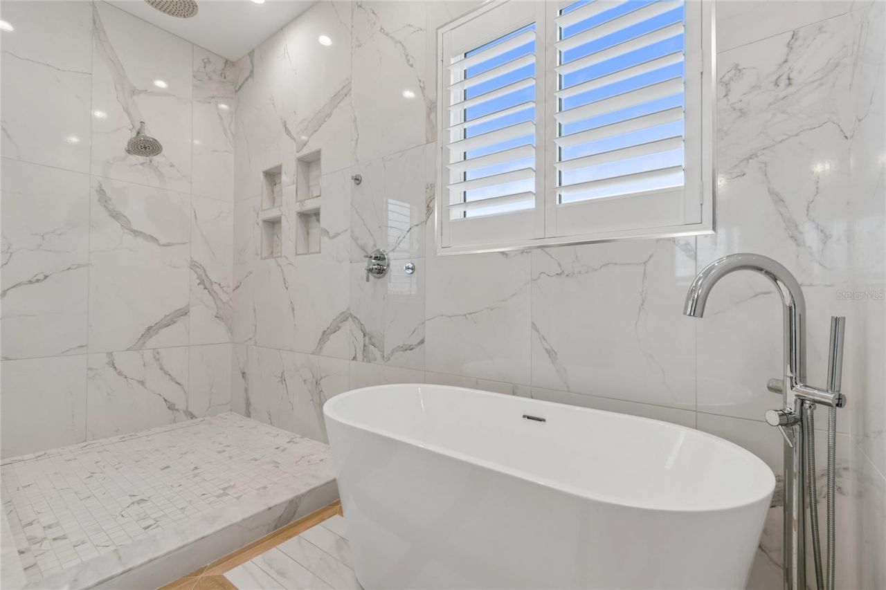 17715 Wall Circle, Redington Shores, FL 33708 Photo