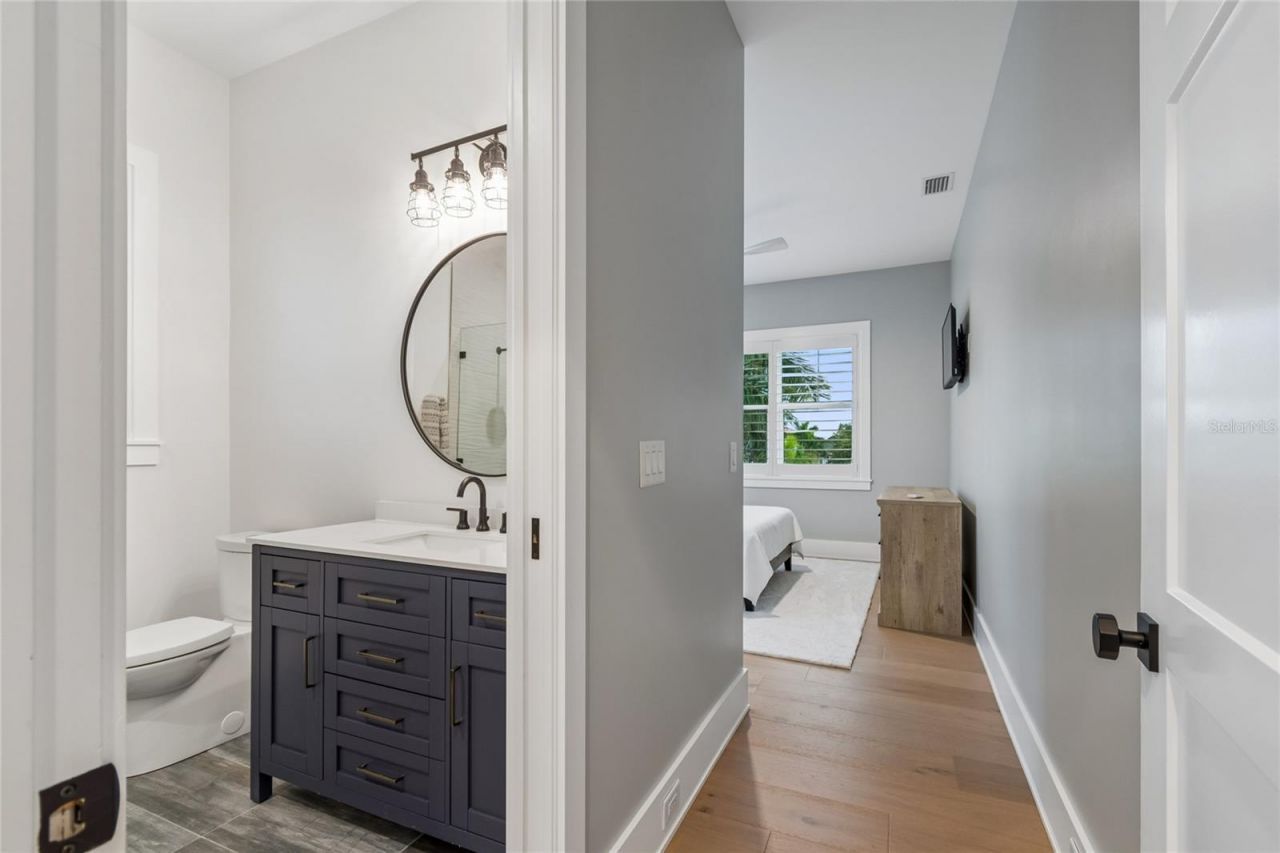 17715 Wall Circle, Redington Shores, FL 33708 Photo