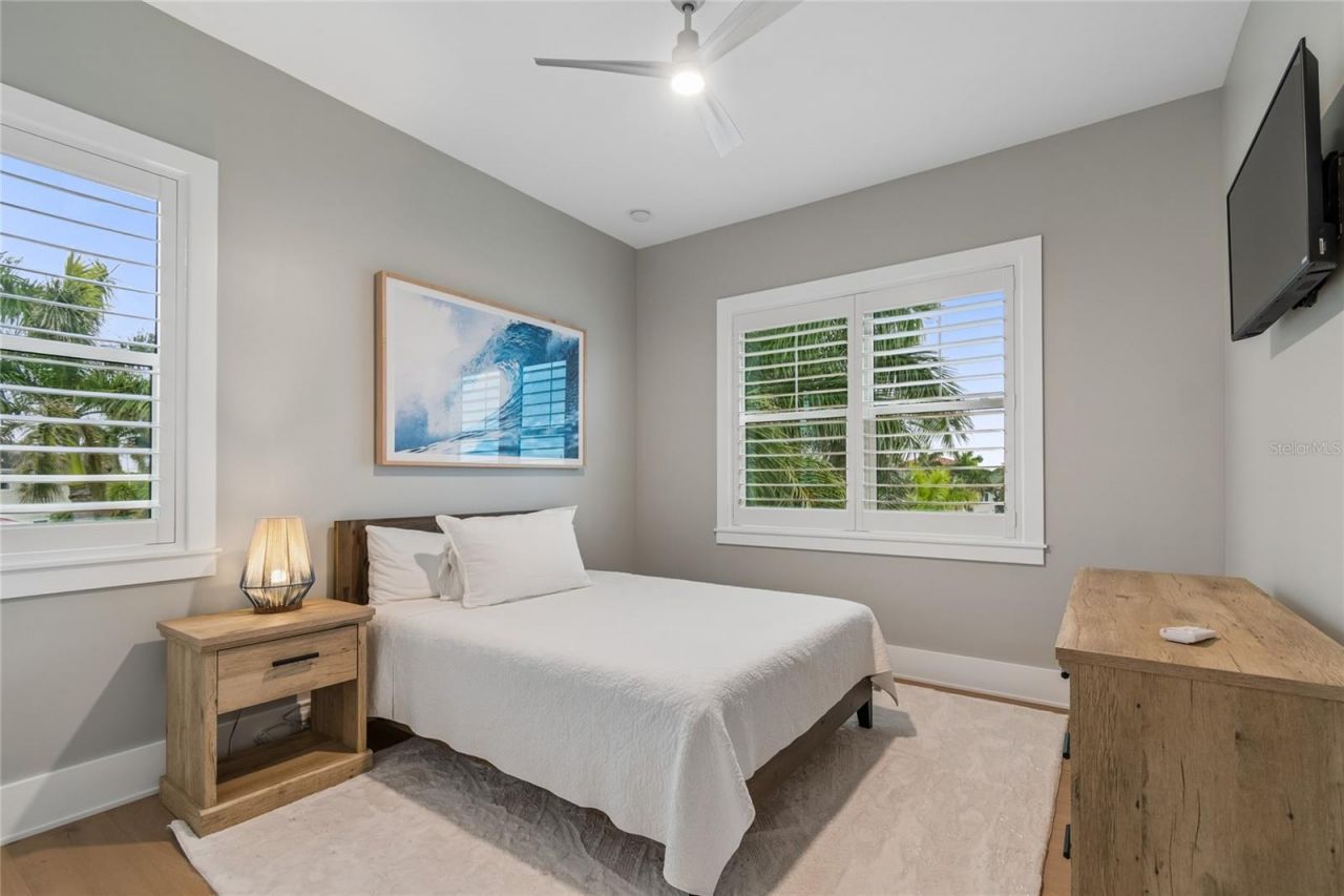 17715 Wall Circle, Redington Shores, FL 33708 Photo