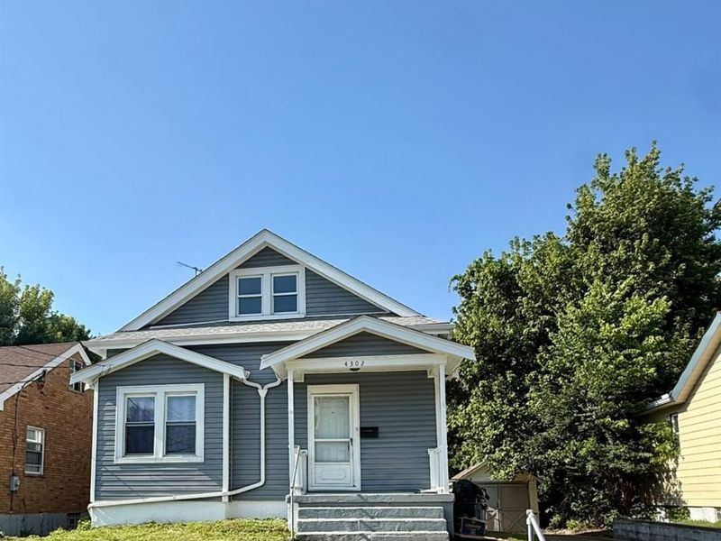 4302 Harding Avenue, Cheviot, OH 45211 Photo 1