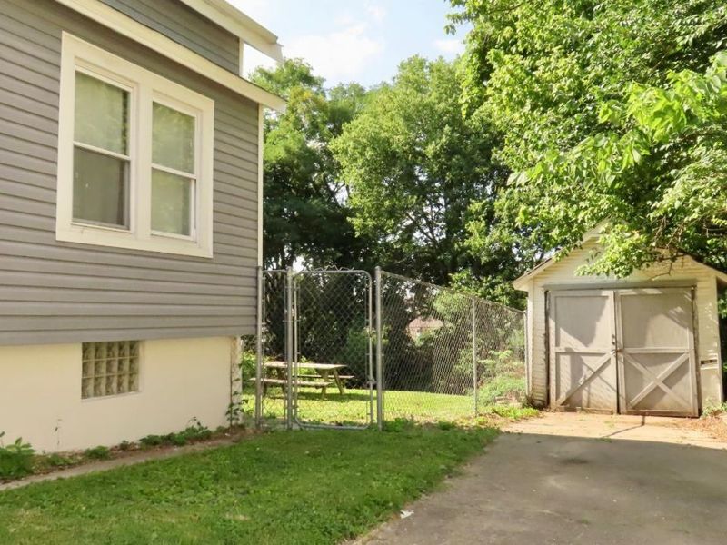 4302 Harding Avenue, Cheviot, OH 45211 Photo 20