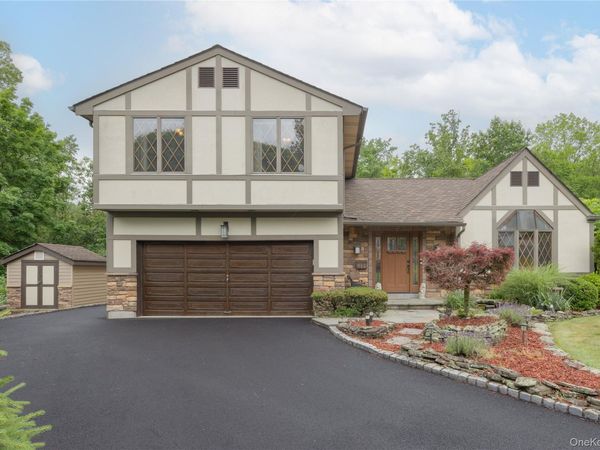 268 W Central Avenue, Pearl River, NY 10965