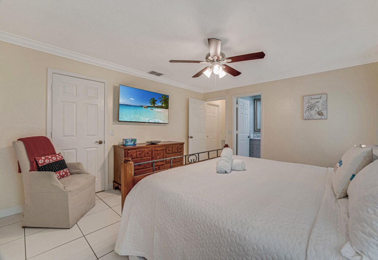 427 Las Palmas Street, Royal Palm Beach, FL 33411 Photo
