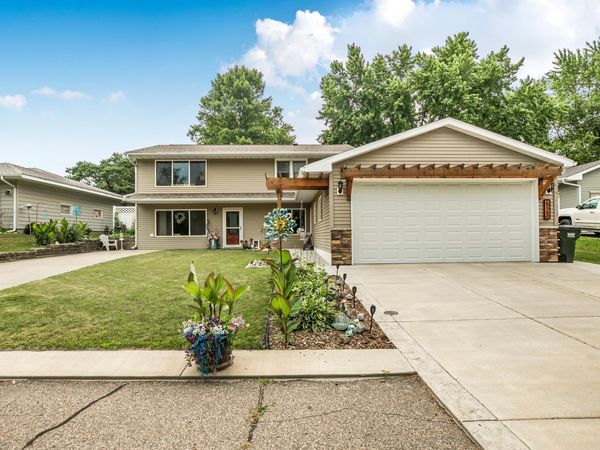 523 Linden Avenue E, Kimball, MN 55353