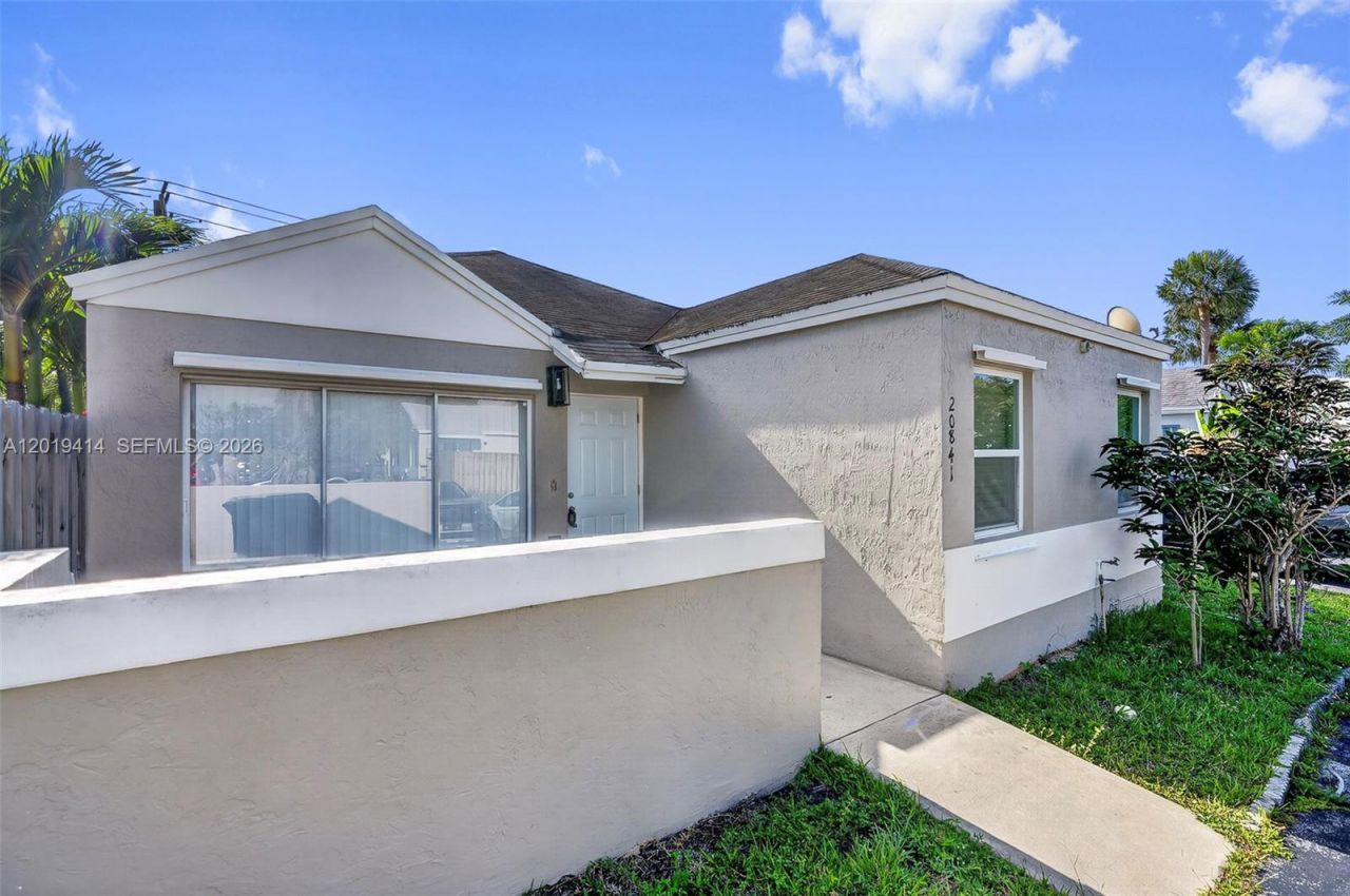 20841 SW 103rd Ct , Cutler Bay, FL 33189 Photo