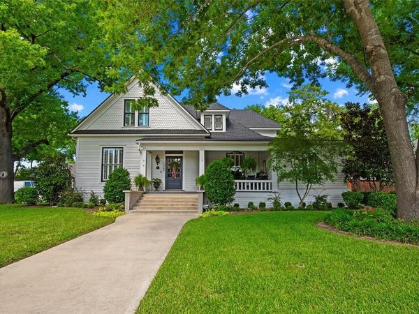 1026 W Main Street, Waxahachie, TX 75165