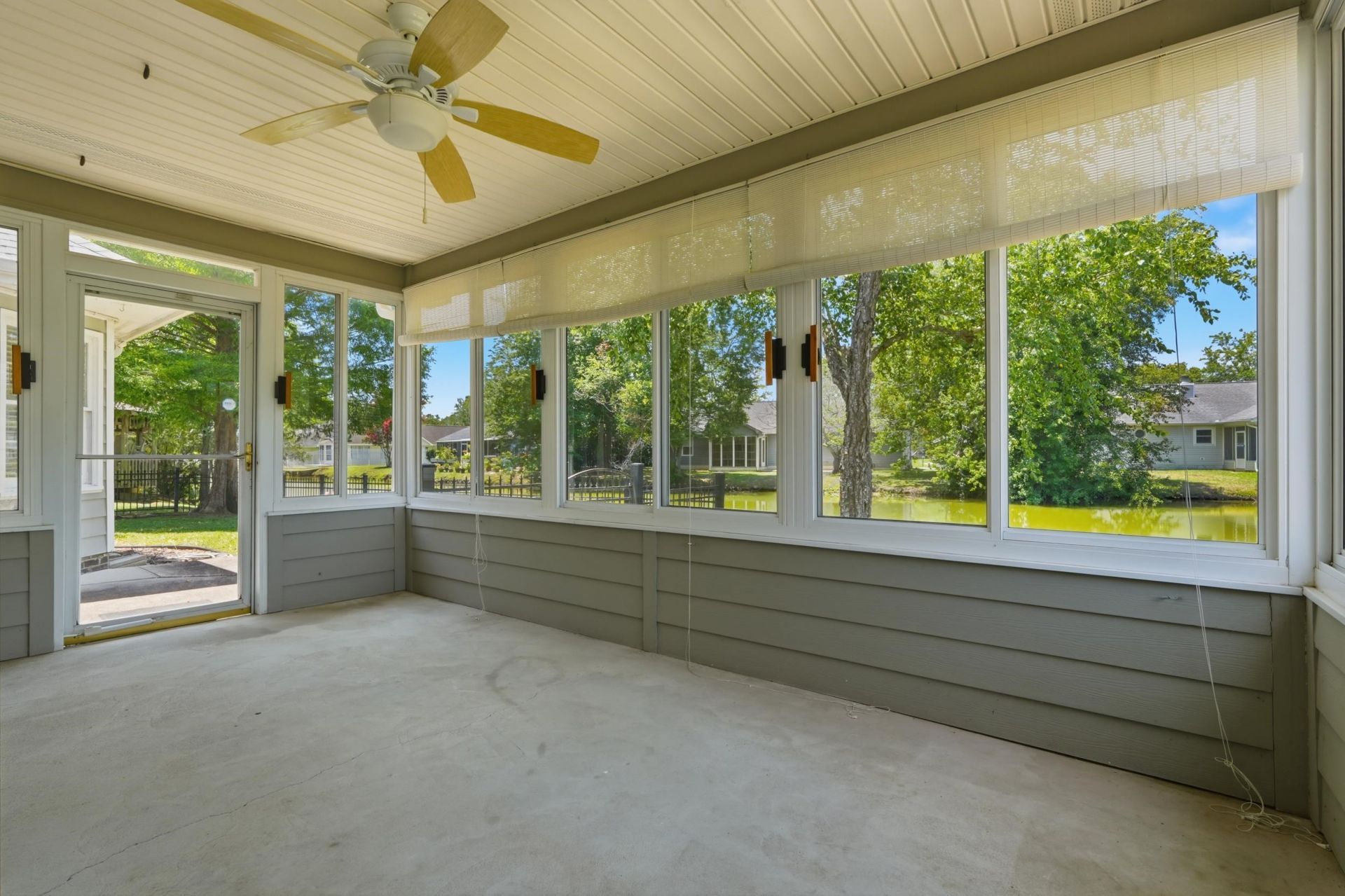 415 Lake Park Dr.  Photo 18