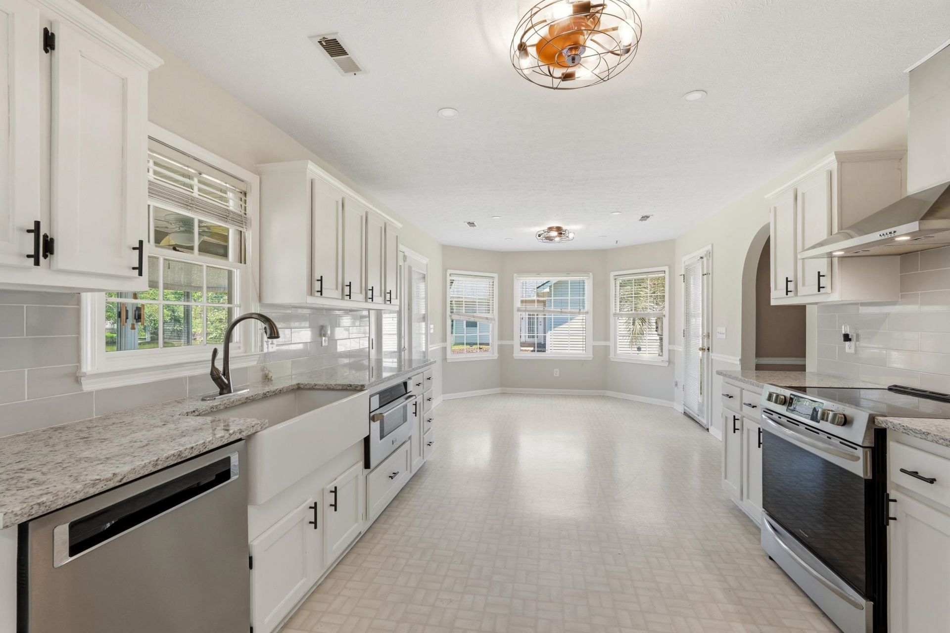 415 Lake Park Dr.  Photo 6