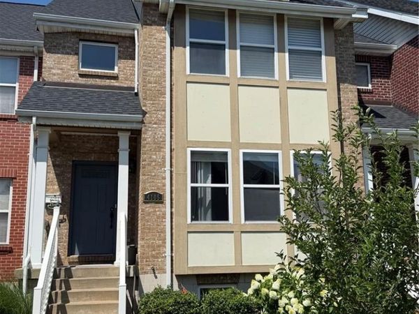 4105 Olive Street , St Louis, MO 63108