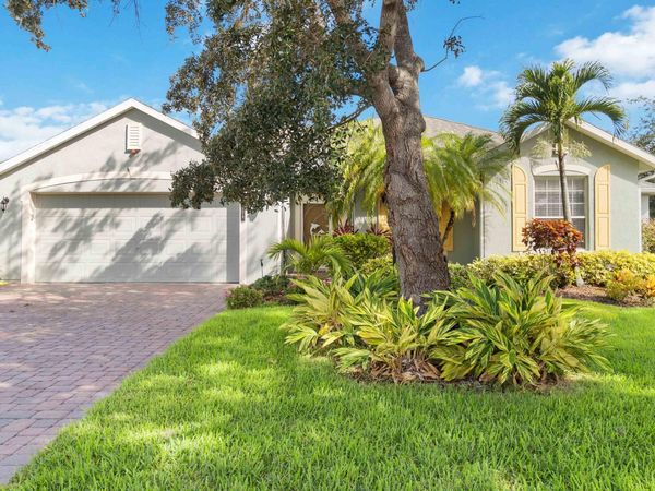774 Gossamer Wing Way, Sebastian, FL 32958