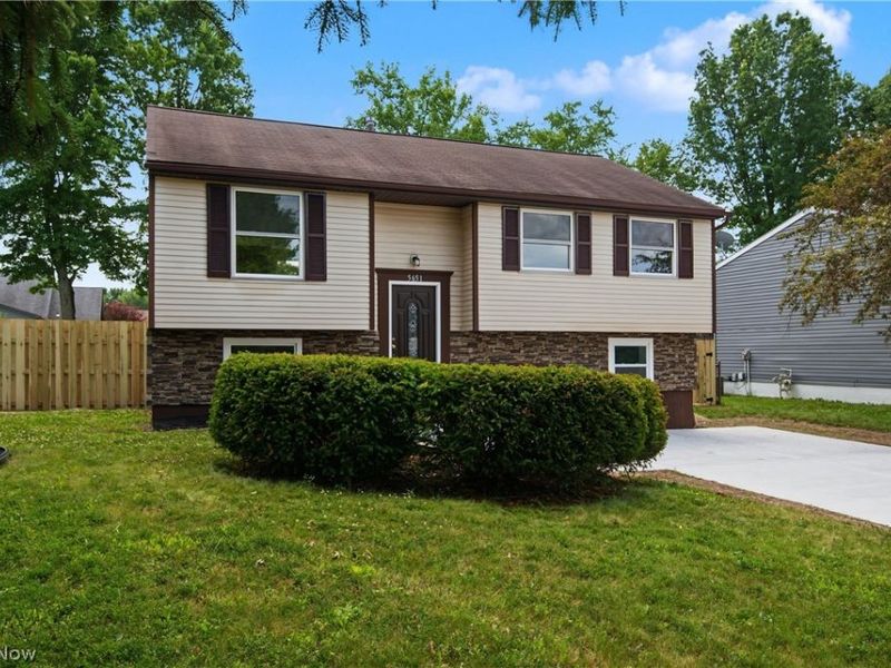 5651 Tulane Avenue, Austintown, OH 44515 Photo 2