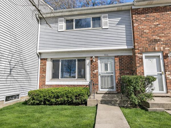 426 Greentree Lane , Bolingbrook, IL 60440