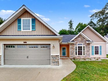 251 Hunter's Ridge Drive, Paducah, KY 42001